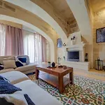 Klementa The Private With Pool In Gozo *