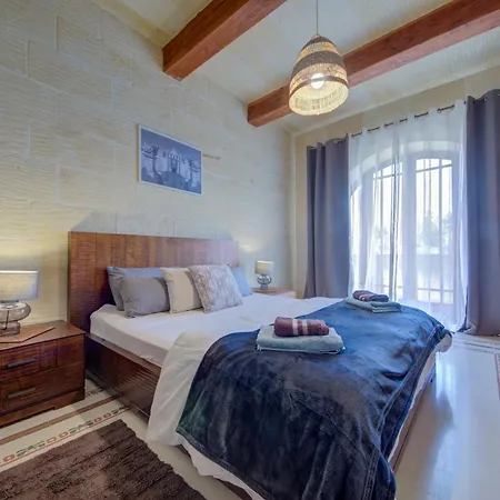 Klementa The Private With Pool In Gozo Арб