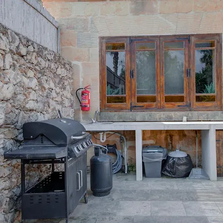 Вилла Klementa The Private With Pool In Gozo Арб