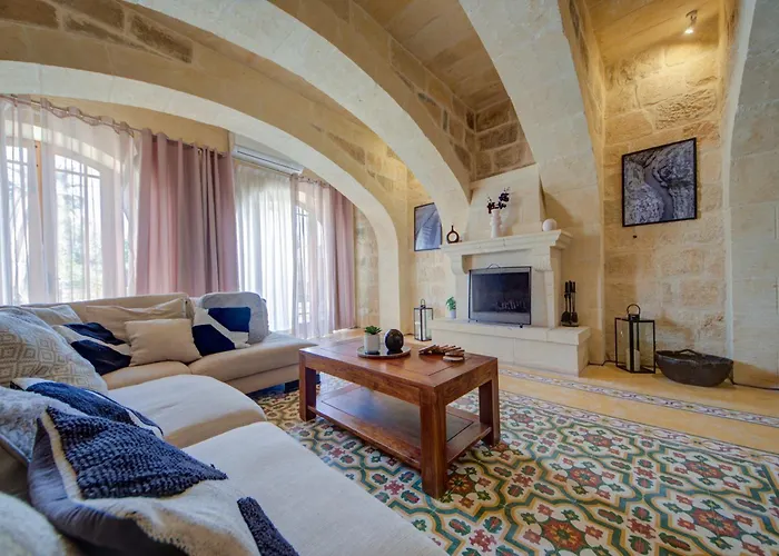 Klementa The Private With Pool In Gozo *