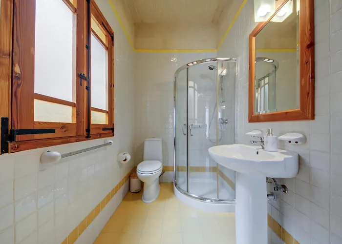 Klementa The Private With Pool In Gozo Għarb