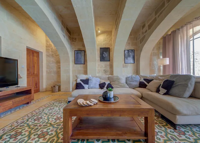 Klementa The Private With Pool In Gozo * Għarb