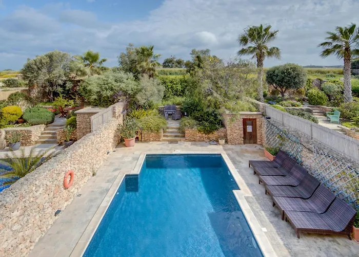 Klementa The Private With Pool In Gozo Villa